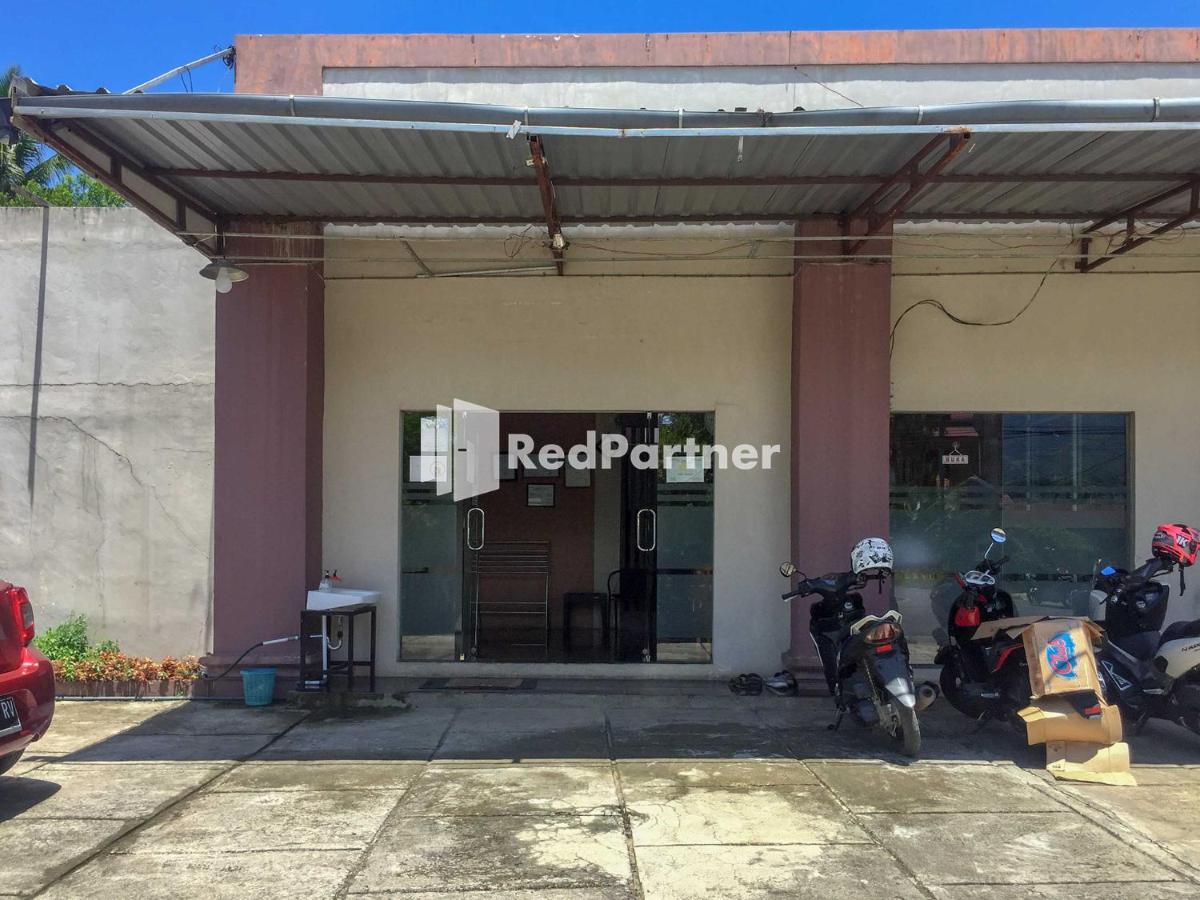 Wisma Andini Palopo Redpartner Buitenkant foto